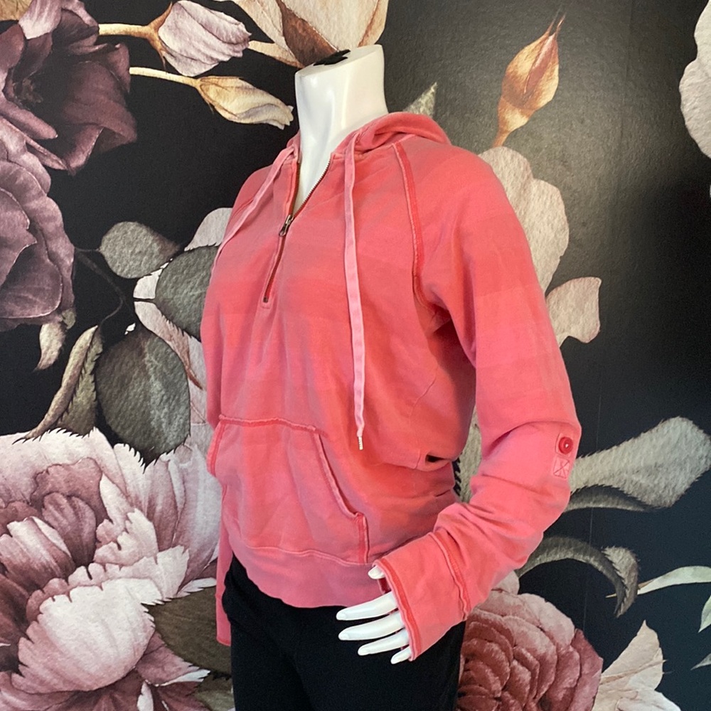 Womens Sweater Style Top